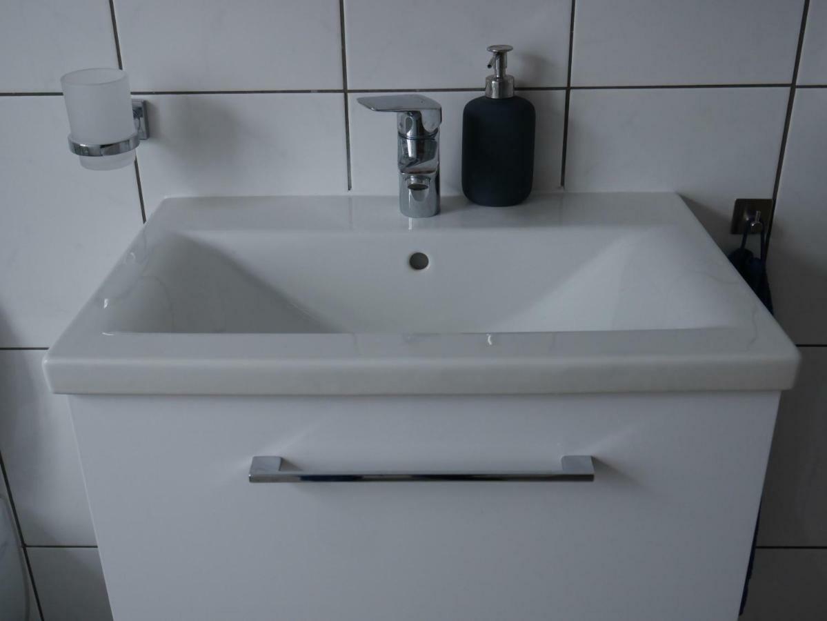 Alte Schmiede Sagard Apartment ภายนอก รูปภาพ